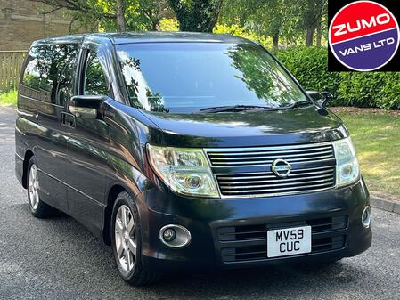 NISSAN ELGRAND