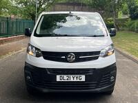 VAUXHALL VIVARO