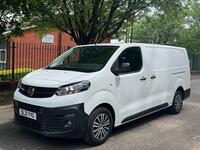 VAUXHALL VIVARO